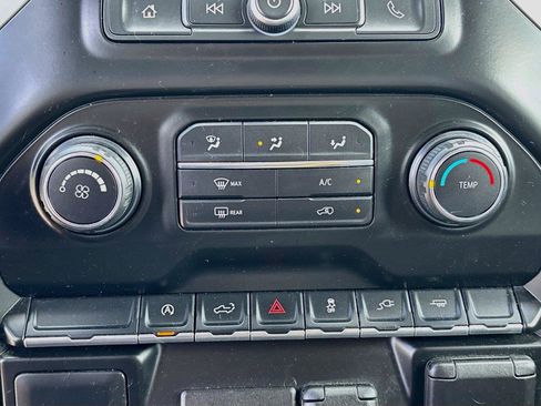 Used 2021 Chevrolet Silverado 1500 Custom w/ Safety Confidence Package RWD image 15