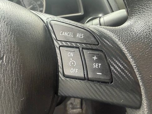 Used 2015 MAZDA MAZDA3 i Sport FWD image 19