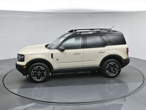 Used 2025 Ford Bronco Sport Outer Banks w/ Outer Banks Tech Package+ AWD/4WD image 46