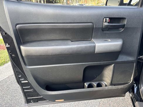 Used 2010 Toyota Tundra 2WD CrewMax image 11