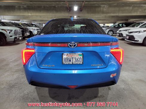 Certified 2017 Toyota Mirai image 5