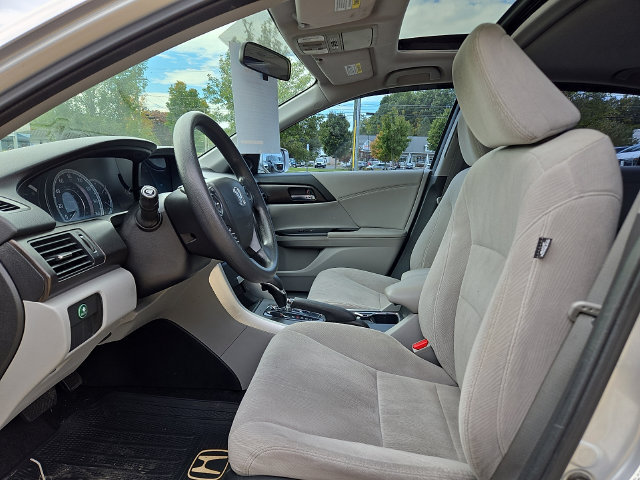 Used 2014 Honda Accord EX image 2