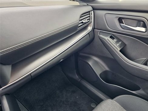 Used 2026 Nissan Rogue SV FWD image 25