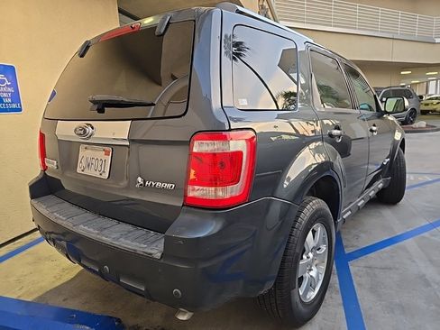 Used 2009 Ford Escape Limited image 3