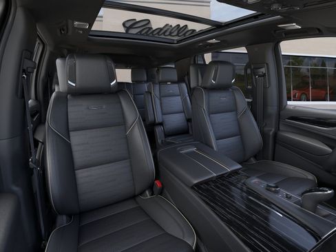 Used 2023 Cadillac Escalade Sport AWD/4WD image 17