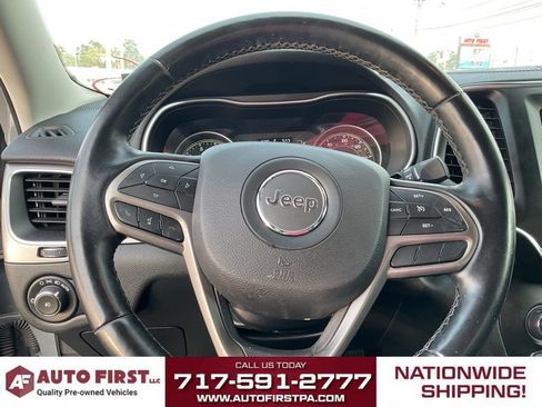 Used 2021 Jeep Cherokee Latitude Lux w/ Sun & Sound Group AWD/4WD image 21