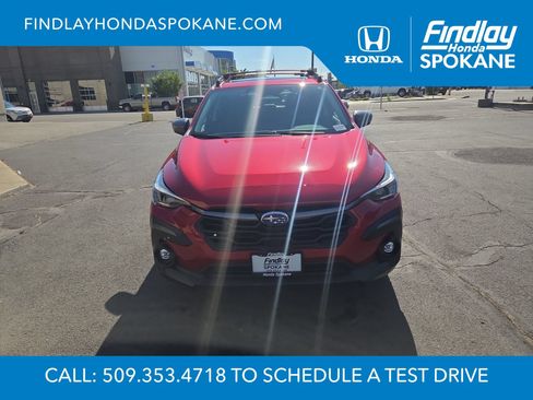 Used 2024 Subaru Crosstrek 2.5i Limited AWD/4WD image 8