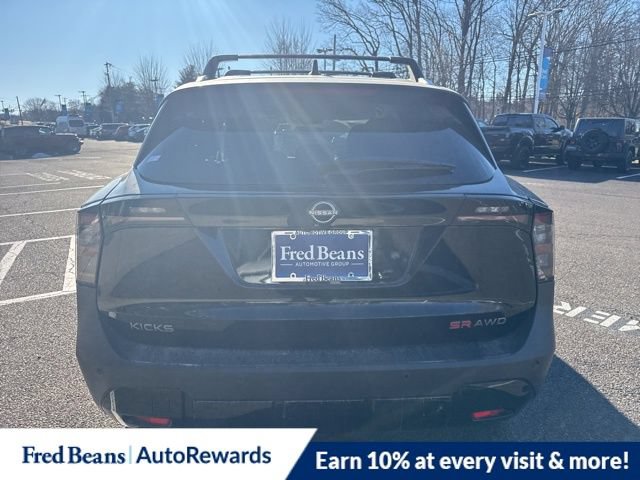 New 2026 Nissan Kicks SR w/ Cold Weather Package AWD/4WD image 9