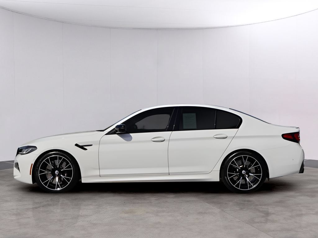 Used 2023 BMW M5 w/ Competition Package AWD/4WD image 4