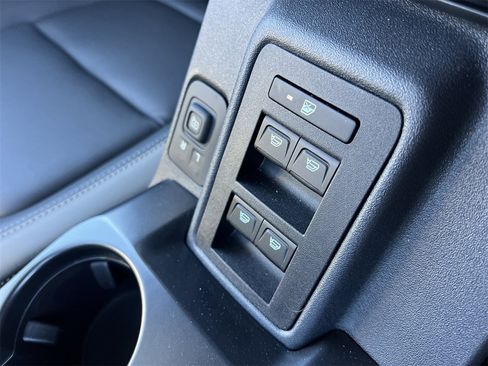 New 2025 Ford Bronco Outer Banks w/ Sasquatch Package image 10