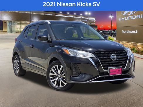 Used 2021 Nissan Kicks SV FWD image 1