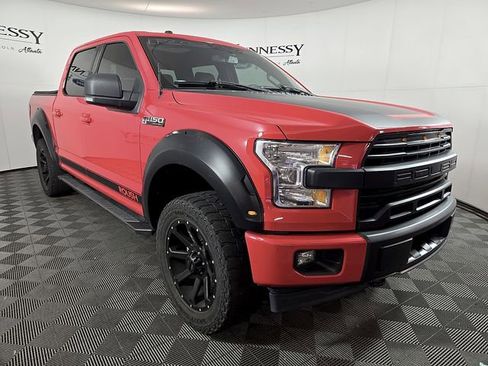 Used 2017 Ford F150 XLT w/ Equipment Group 302A Luxury AWD/4WD image 4