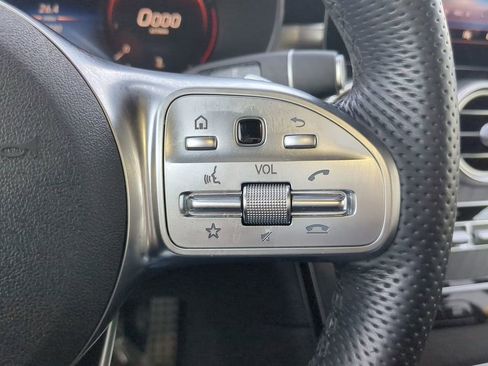 Used 2021 Mercedes-Benz GLC 300 image 25