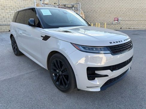 Used 2025 Land Rover Range Rover Sport Dynamic SE AWD/4WD image 4