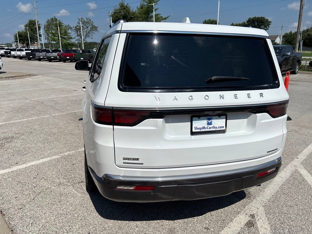 Used 2022 Jeep Wagoneer Series I w/ Convenience Group I AWD/4WD image 22