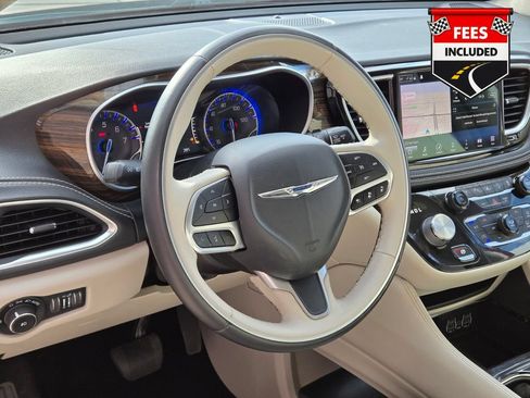 Used 2021 Chrysler Pacifica Limited w/ Premium & Safety Sphere Group AWD/4WD image 25