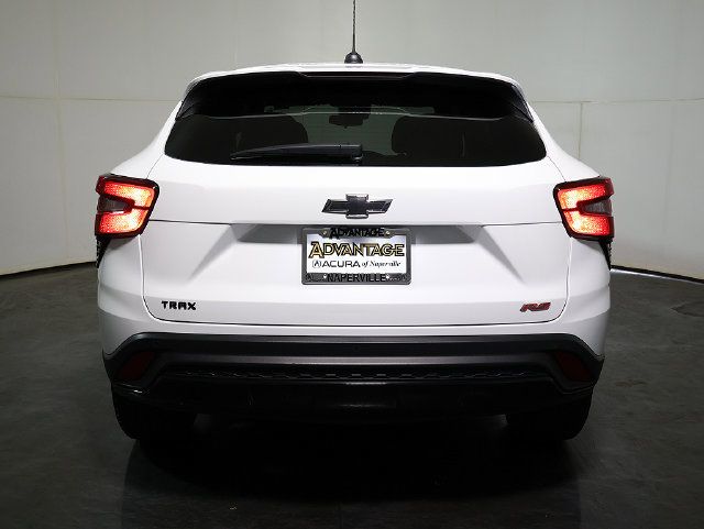Used 2024 Chevrolet Trax RS w/ Driver Confidence Package FWD image 10