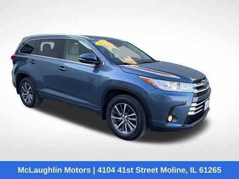 Used 2017 Toyota Highlander XLE image 22