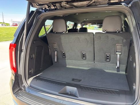 Used 2024 GMC Yukon SLT AWD/4WD image 27