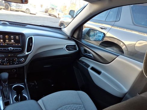 Used 2024 Chevrolet Equinox LT image 16