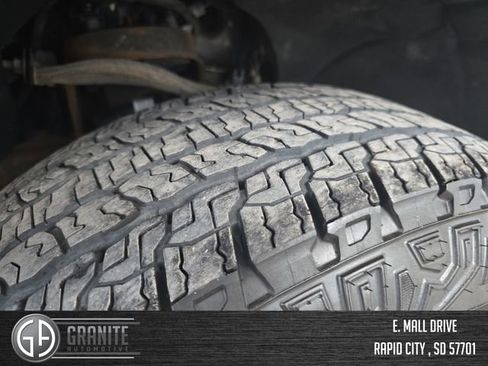 Used 2023 GMC Sierra 1500 SLT w/ SLT Convenience Package image 27