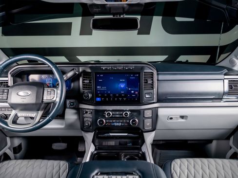 Used 2024 Ford F250 Limited w/ FX4 Off-Road Package AWD/4WD image 3