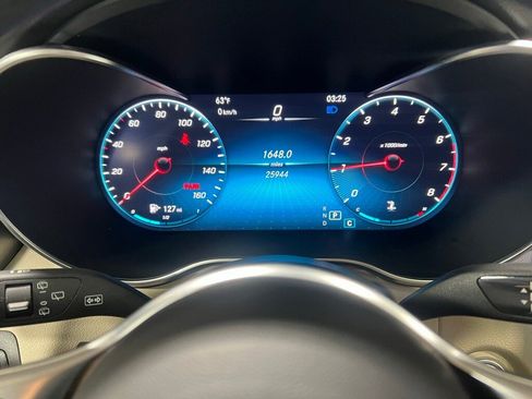 Used 2022 Mercedes-Benz GLC 300 4MATIC image 32