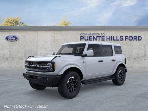 New 2026 Ford Bronco Outer Banks AWD/4WD image 1