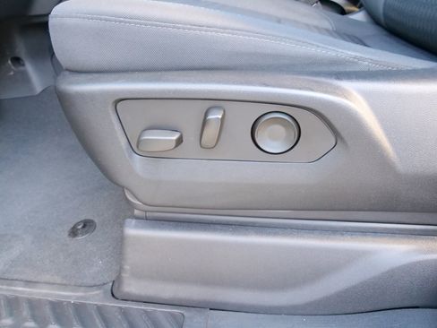 Used 2022 Chevrolet Silverado 1500 Custom Trail Boss image 17