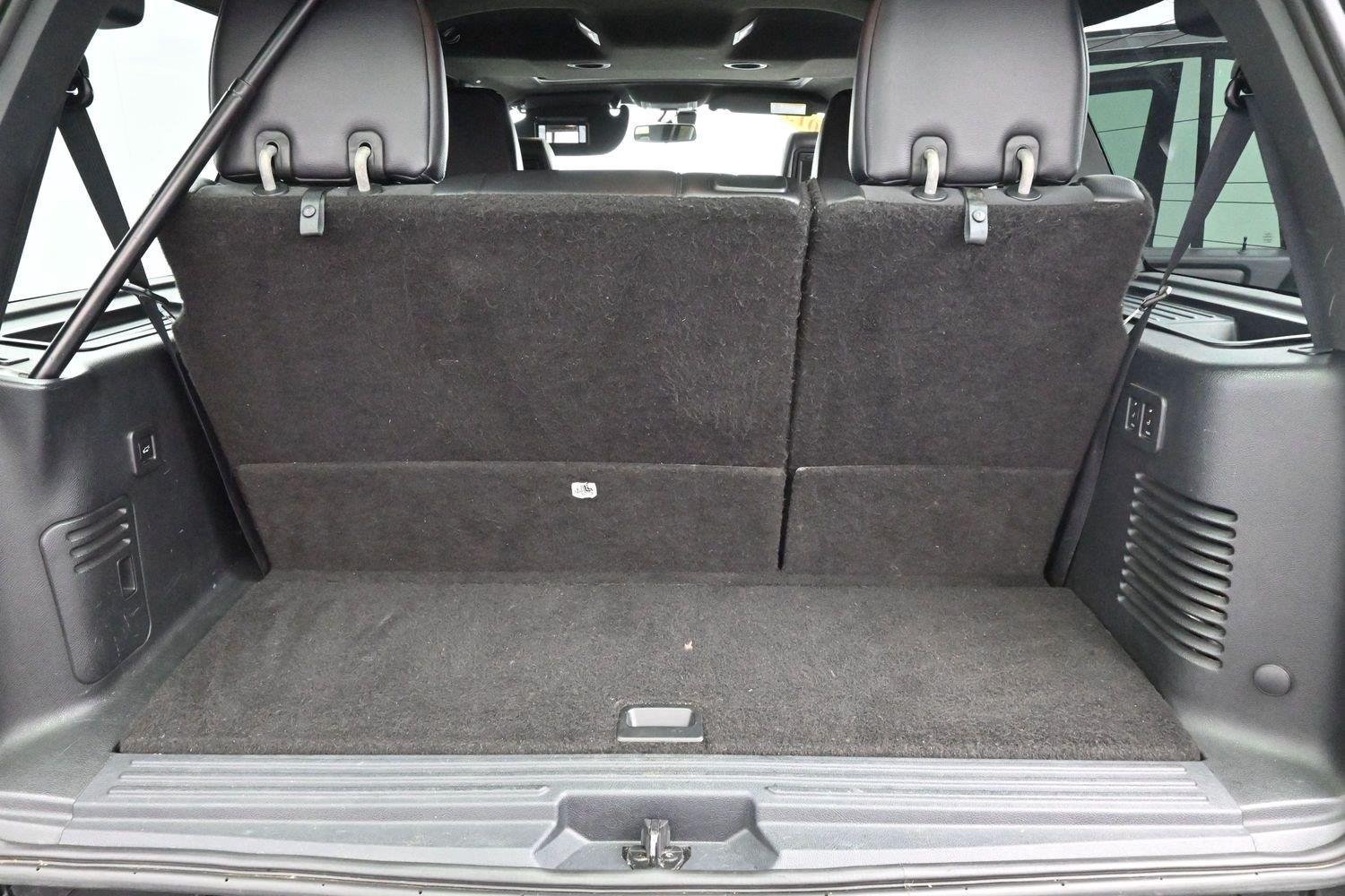Used 2015 Ford Expedition Limited w/ Equipment Group 301A AWD/4WD image 9