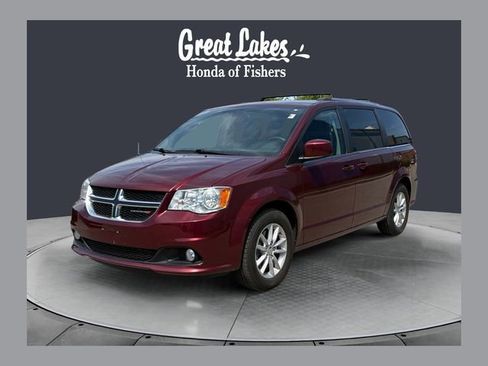 Used 2019 Dodge Grand Caravan SXT image 1