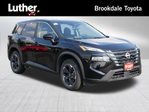 Used 2025 Nissan Rogue SV AWD/4WD image 1