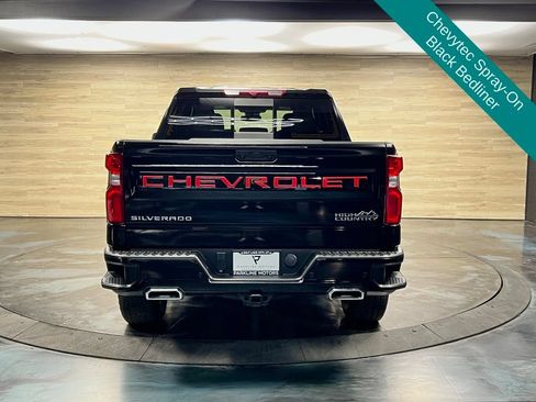 Used 2025 Chevrolet Silverado 1500 High Country AWD/4WD image 19