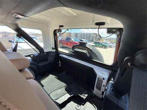 Used 2022 Jeep Wrangler Unlimited Sahara w/ Cold Weather Group image 13