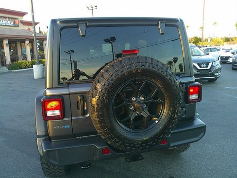 Used 2025 Jeep Wrangler Unlimited Sport S 4xe AWD/4WD image 19