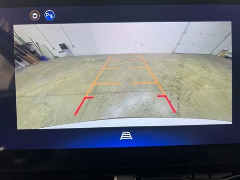 New 2026 Chevrolet Equinox LT w/ Convenience Package II image 24