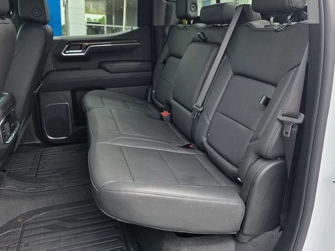 Used 2025 GMC Sierra 1500 Elevation w/ Elevation Premium Package AWD/4WD image 14