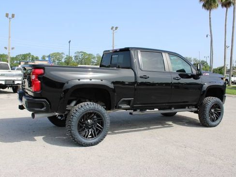 Used 2023 Chevrolet Silverado 2500 LT w/ True North Edition AWD/4WD image 12