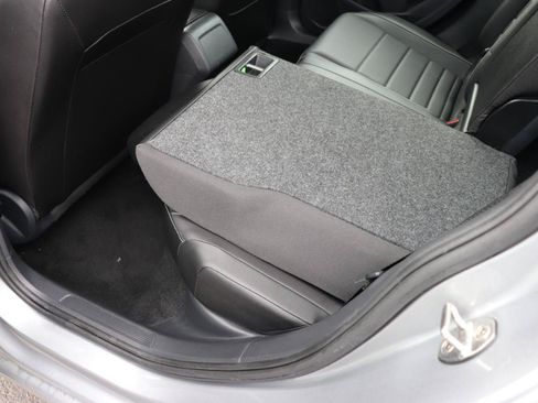 Used 2024 Volkswagen Jetta SE FWD image 22