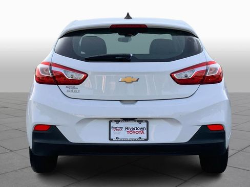 Used 2019 Chevrolet Cruze LS w/ LS Fleet Convenience Package image 4