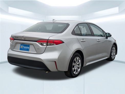 Used 2024 Toyota Corolla LE image 6