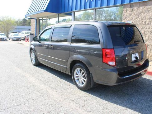 Used 2016 Dodge Grand Caravan SXT w/ Rear Park Assist Package image 4