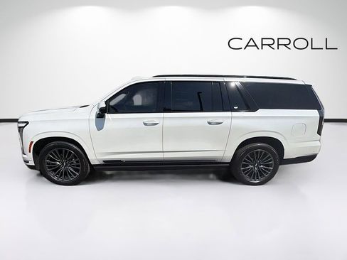 Certified 2025 Cadillac Escalade ESV Sport Platinum AWD/4WD image 10