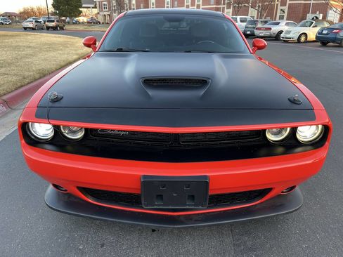 Used 2018 Dodge Challenger T/A image 8