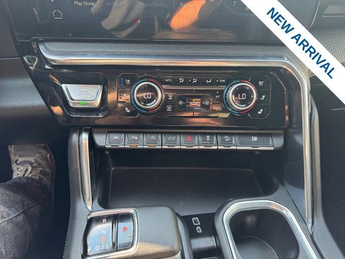 Used 2024 GMC Sierra 1500 Denali w/ Technology Package AWD/4WD image 25