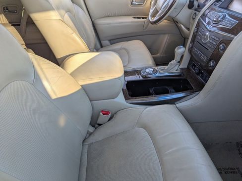Used 2015 INFINITI QX80 Luxe w/ 22" Wheel Package image 12