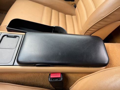 Used 1993 Porsche 968 Cabriolet image 38