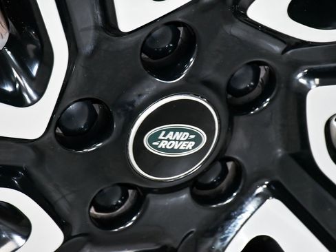 Used 2023 Land Rover Range Rover SE image 92