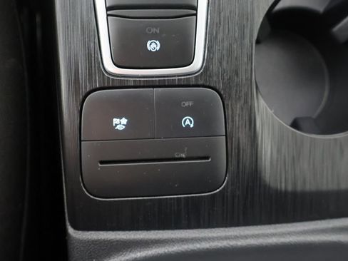Used 2025 Ford Escape Active AWD/4WD image 42