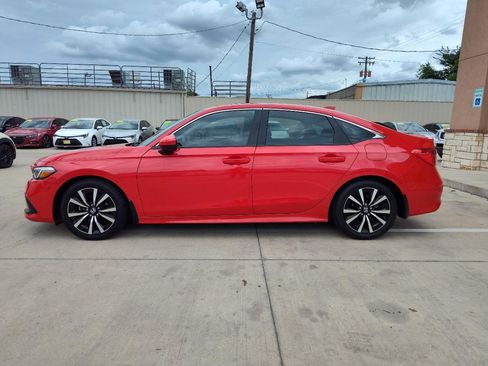 Used 2022 Honda Civic EX image 7